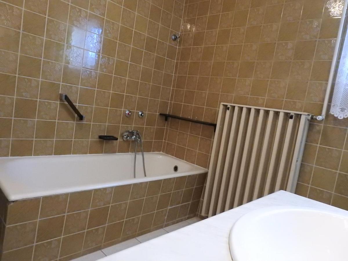 Haus Gizella Hotel Harkány Екстериор снимка