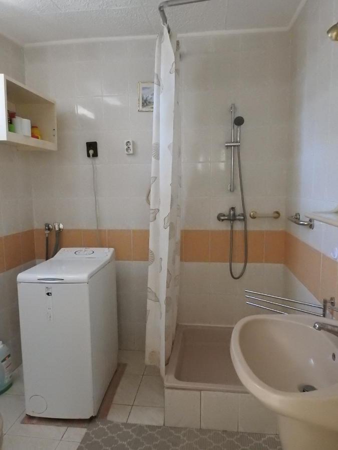 Haus Gizella Hotel Harkány Екстериор снимка
