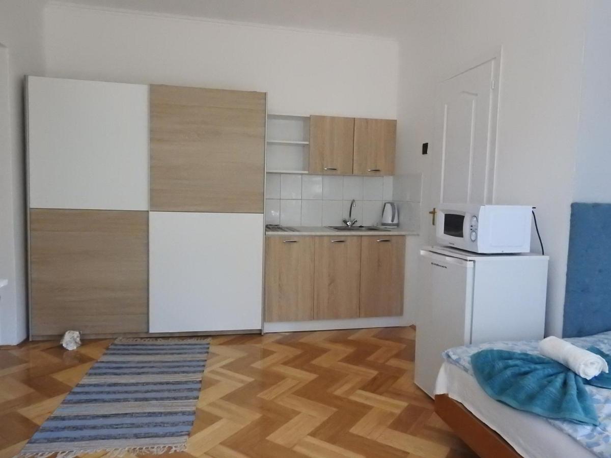 Haus Gizella Hotel Harkány Екстериор снимка
