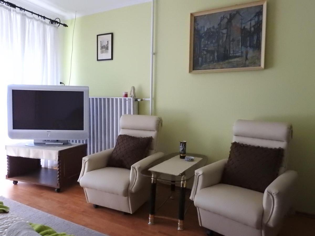 Haus Gizella Hotel Harkány Екстериор снимка