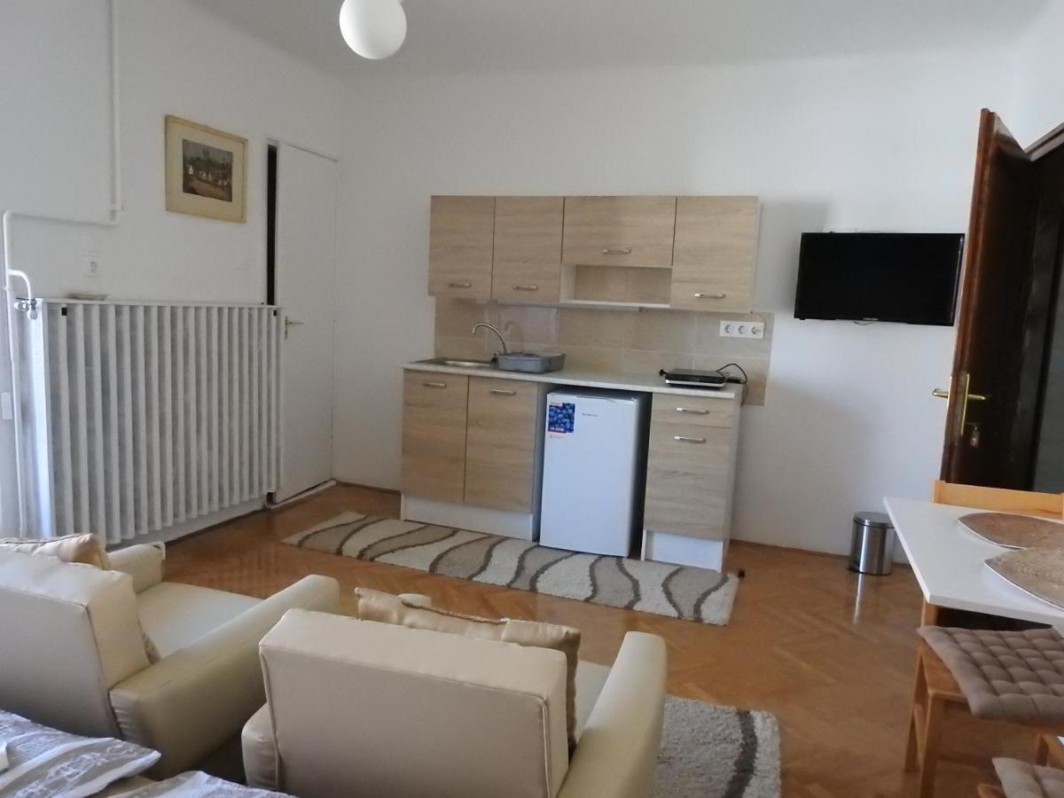 Haus Gizella Hotel Harkány Екстериор снимка